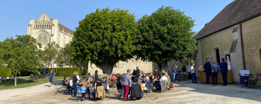 Chargé·e du café 2025